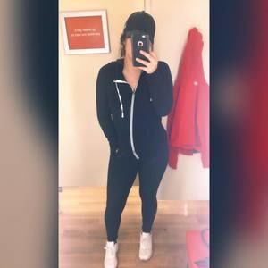 Meet your Posher, Yajaira